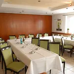 Sterkel 3*